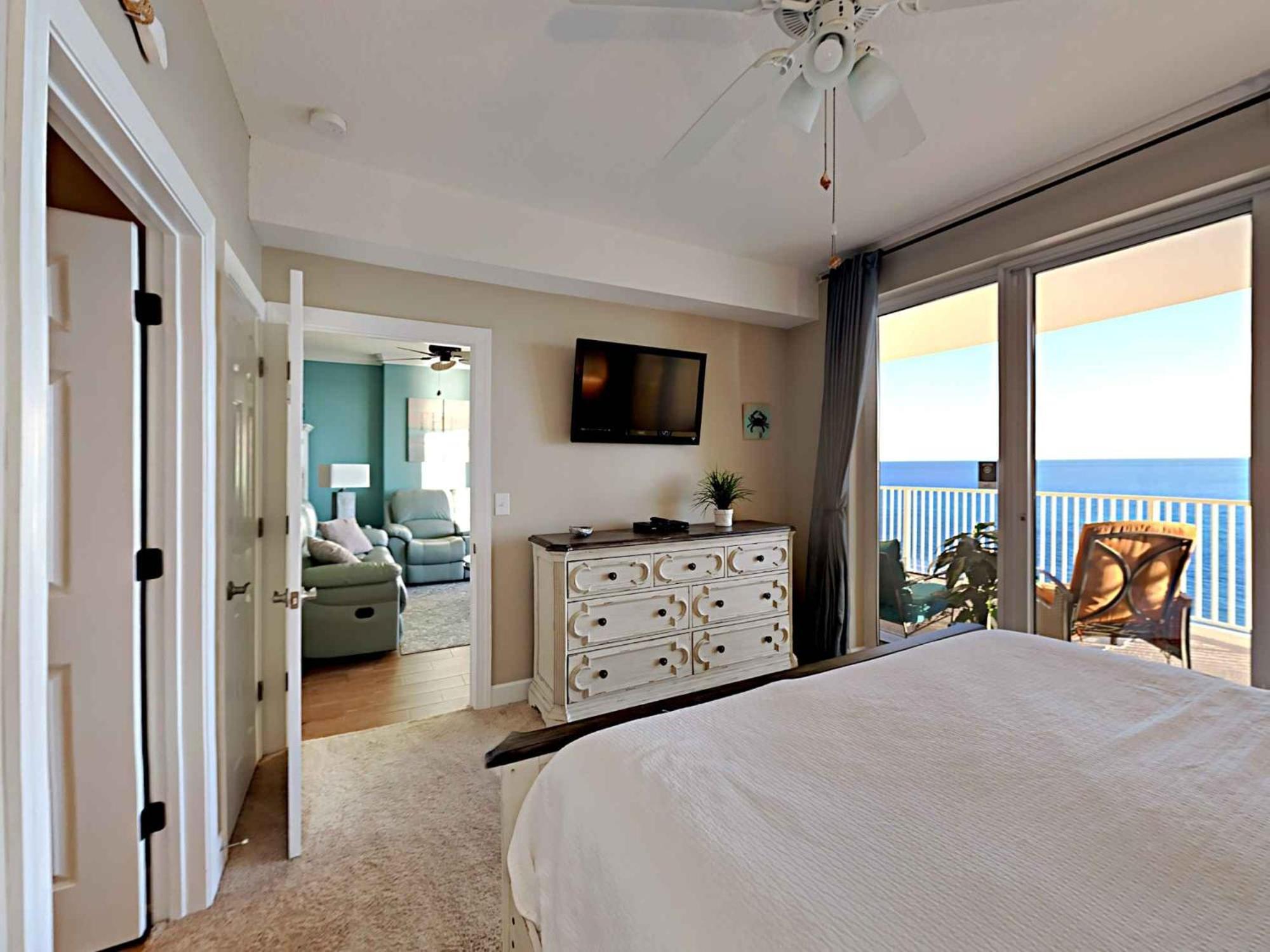 Apartment Emerald Isle #1105 *
